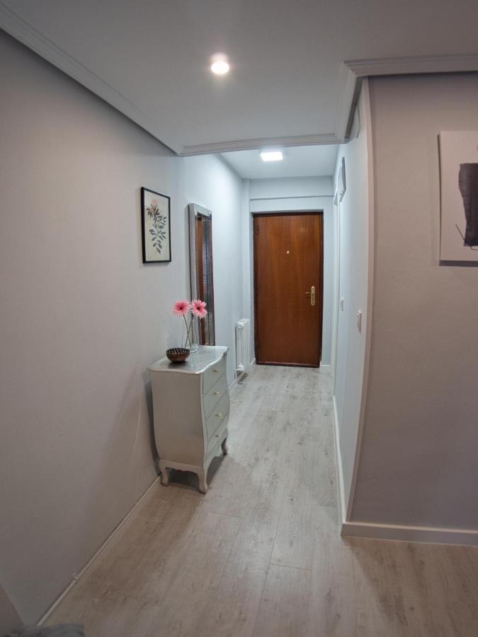 Bonito Piso Villafria Ов'єдо Екстер'єр фото