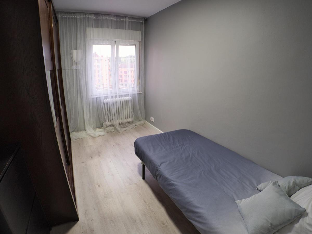 Bonito Piso Villafria Ов'єдо Екстер'єр фото